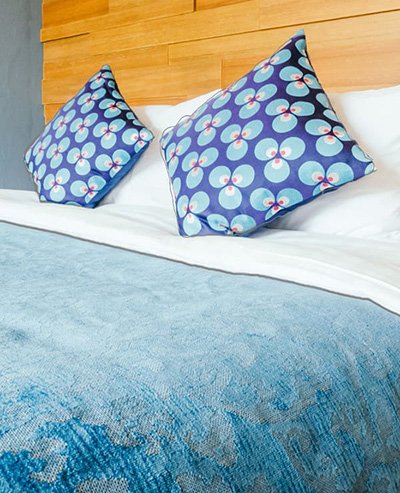 High Quality pillow jacquard on bed